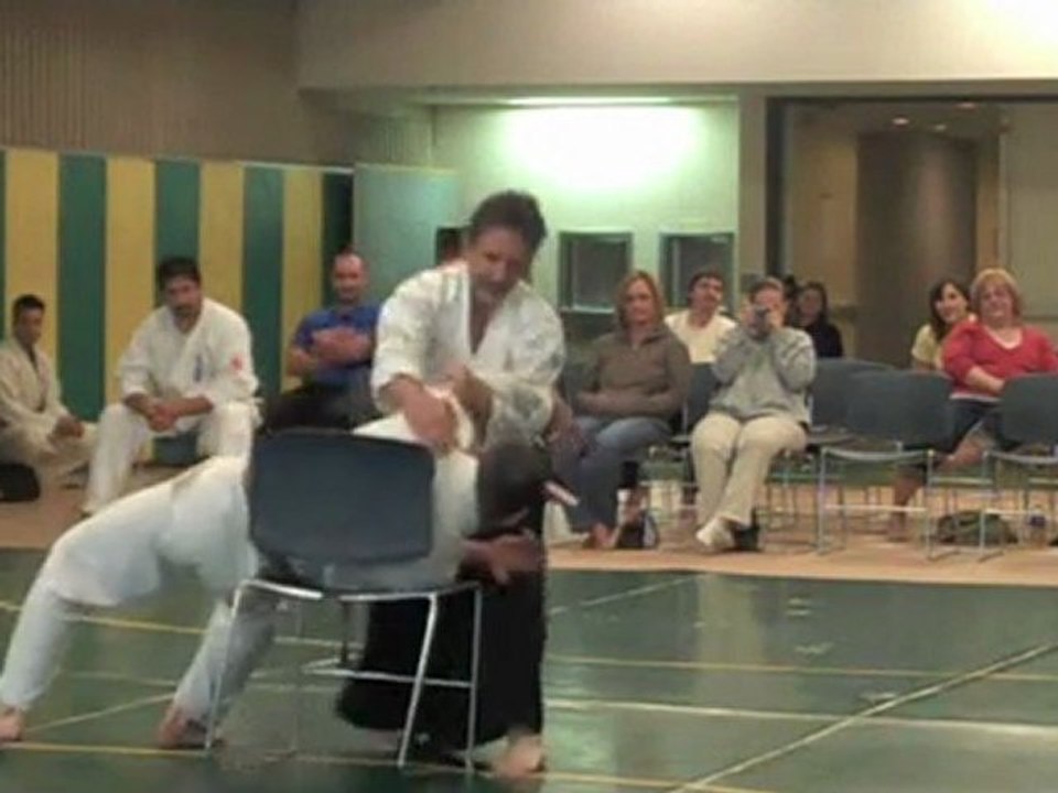Best Self Defense | hook punch while sitting