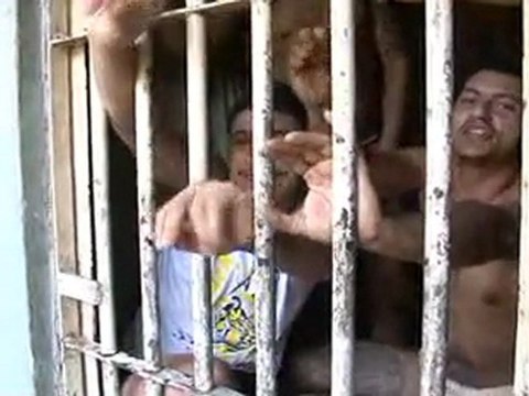 Fuga - Quatro detentos fogem do Presídio Provisório Raimundo Nonato-Patrulha da Cidade - TV Ponta Negra -