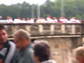 Sumo-festayre sur le pont St-Esprit