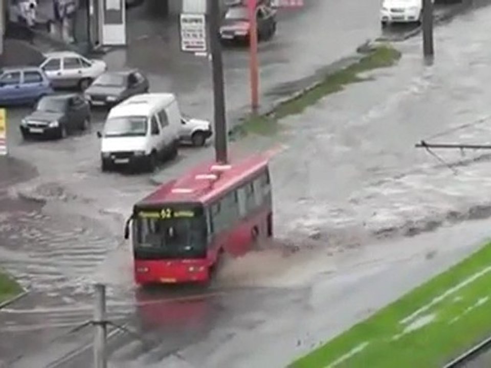 route innondé RUSSIE