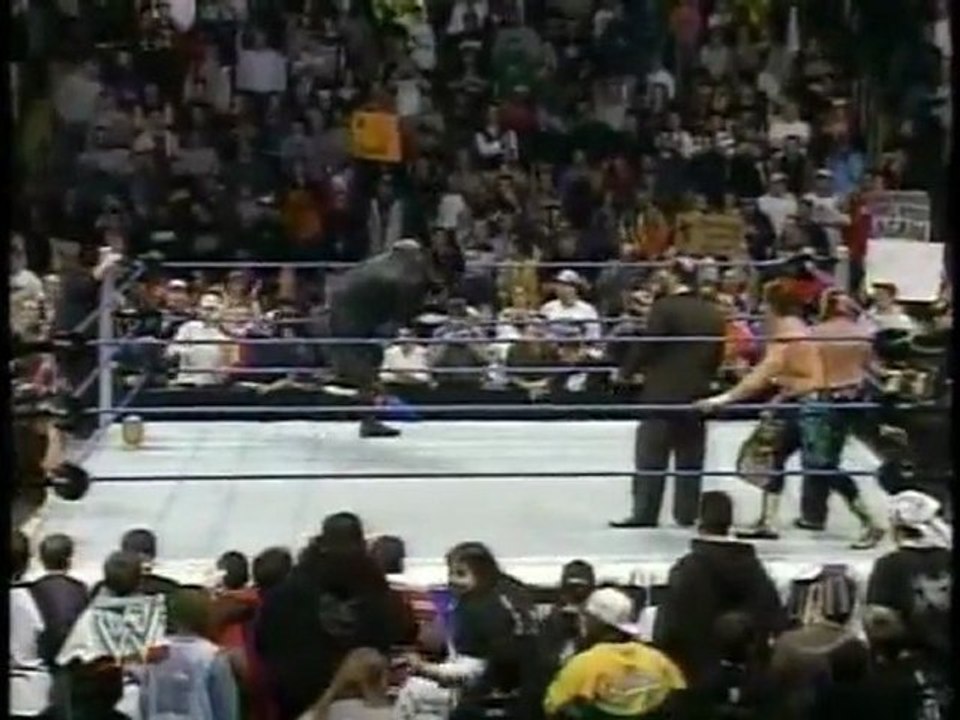 WWE Smackdown - Undertaker returns 2004