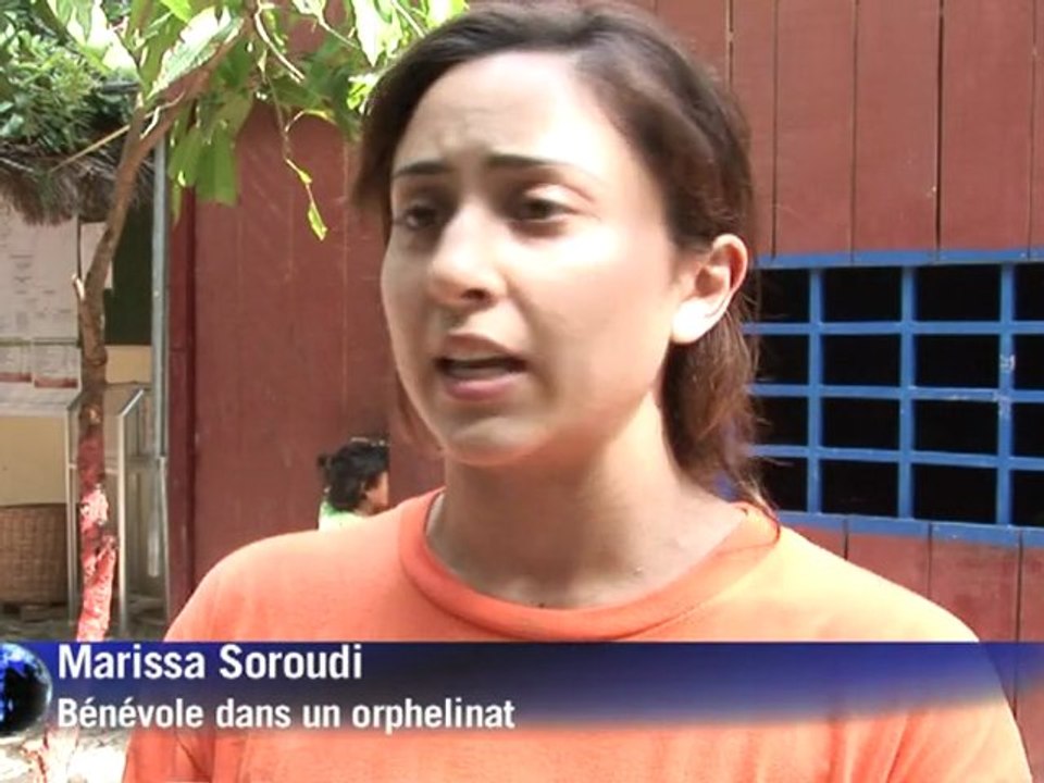 Le tourisme dans les orphelinats cambodgiens au banc des accusés