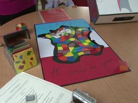 AGORA L'EMISSION 132 : LA CITOYENNETE AUX ATELIERS PARENTS POUR LE PROGRAMME DE REUSSITE EDUCATIVE