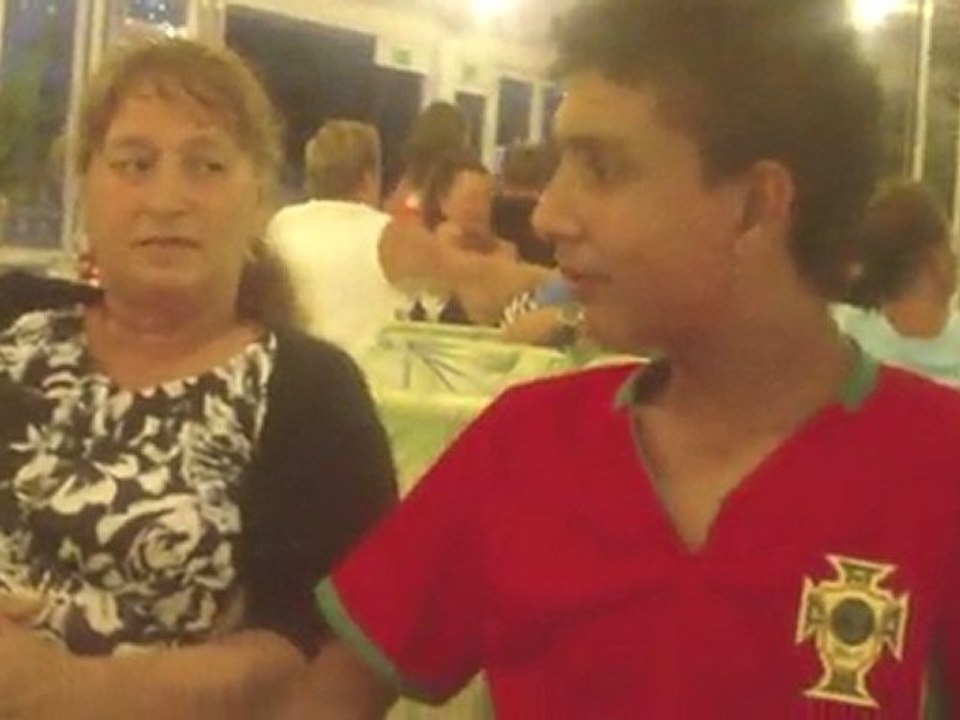 moi et ma famille  au resto en vacance a blanes