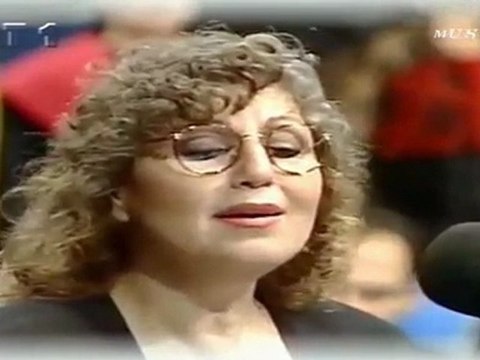 Muallâ Şentop -Ne geçen günleri yâd et ne de atilere kan.HD