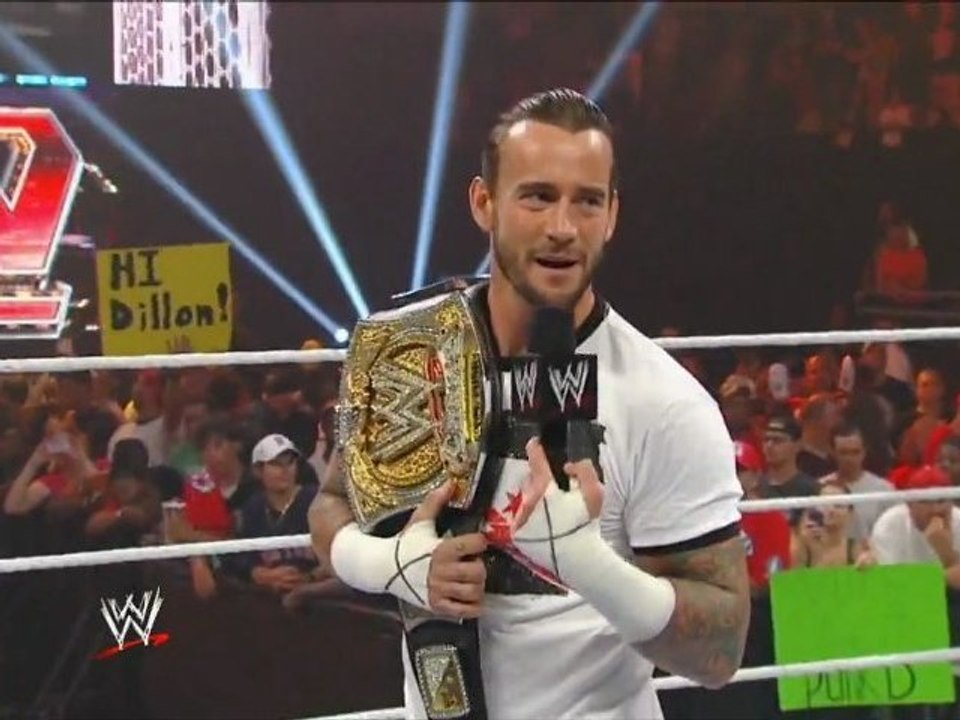 Raw du 25 Juillet -- Retour de CM Punk :)