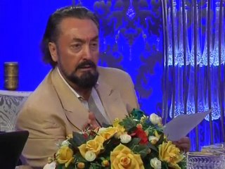 Müslümanlıkta baskı yoktur. Her düşünceden, her insan Müslüman olabilir.