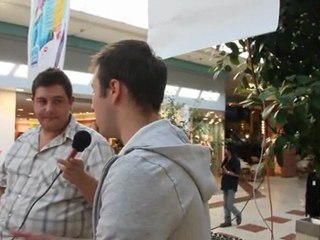 INTERVIEW de Lucas de l'association "Bonne Soirée" lors de la grande braderie à la galerie commerçante Bonne Source