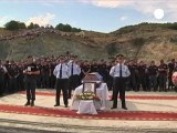 Extremistas serbios queman un paso fronterizo kosovar