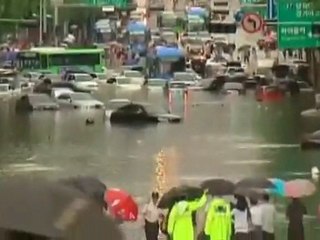 Storms hit Seoul area