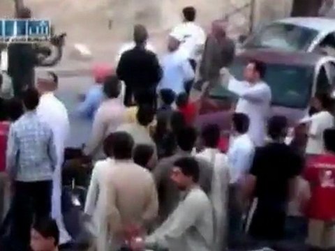 Rallies across in Syria as tanks enter Homs