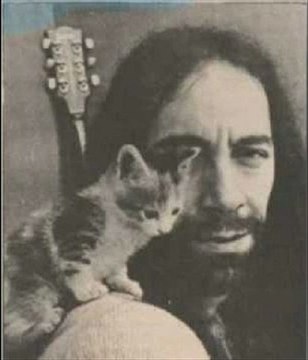 Aşk Oyunu - Erkin Koray