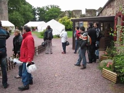 Scooters en balade - Château de COMPER - Juillet 2011