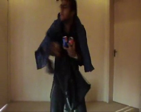 AIR BAND...Afreaky rOcKeRs vs Sad street BoYs :)