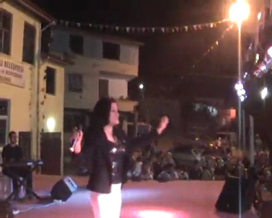 Yörük Kızı 2011 Sücüllü Şöleni & Pınarın Başında,Testi İçinde Pekmez...