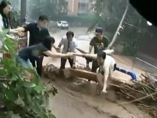 71 dead in South Korea floods