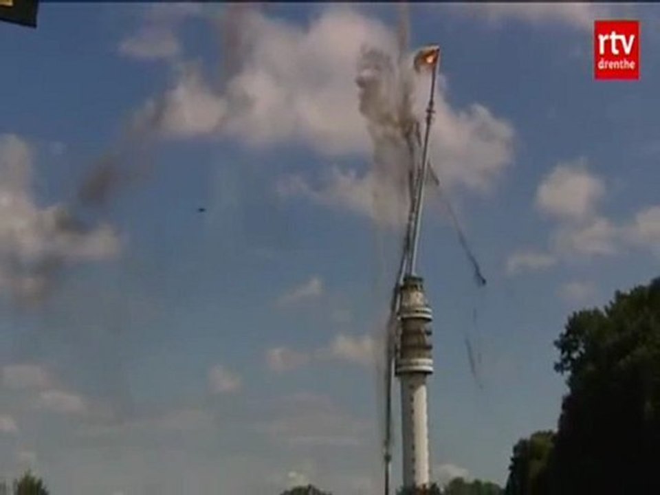Fernsehturm stürzt ein  Fail