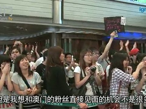 日本超人氣組合AKB48慈善握手會