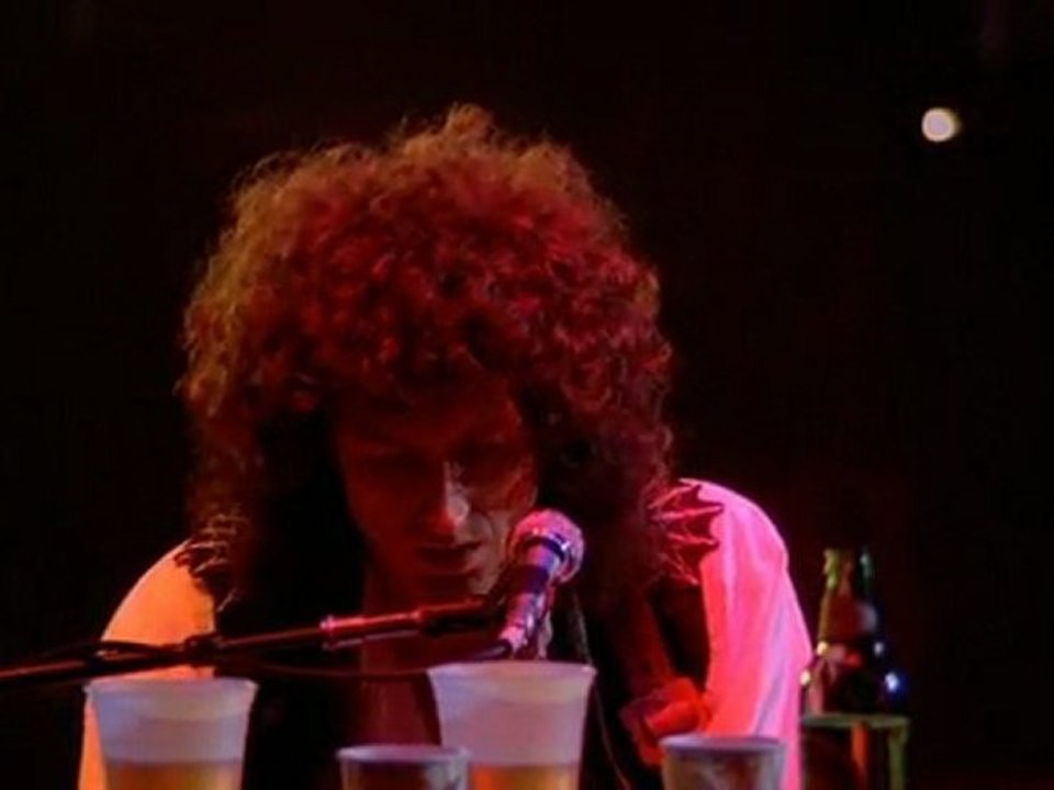 Queen - Save Me (Live)