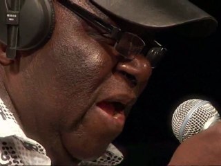 live 136 - poly-rythmo - 2