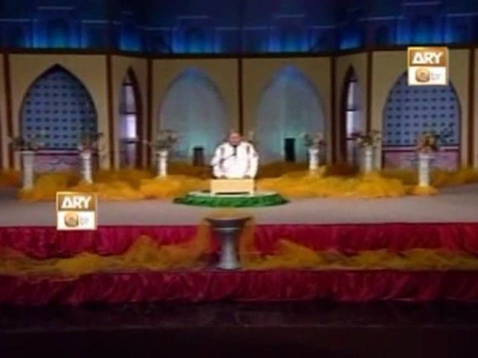 Shahbaz Qamar Faridi - Meri Bigri Bananay Ko Nabi Ka Naam Kafi Hai (NaaT)
