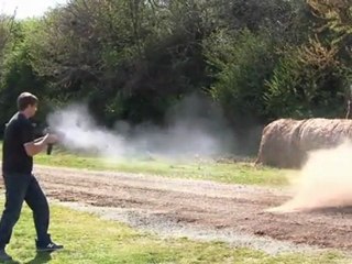 Dual Wielding Mac-10's