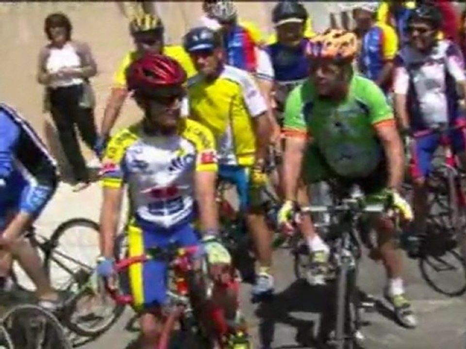 ORANIE CYCLISTE