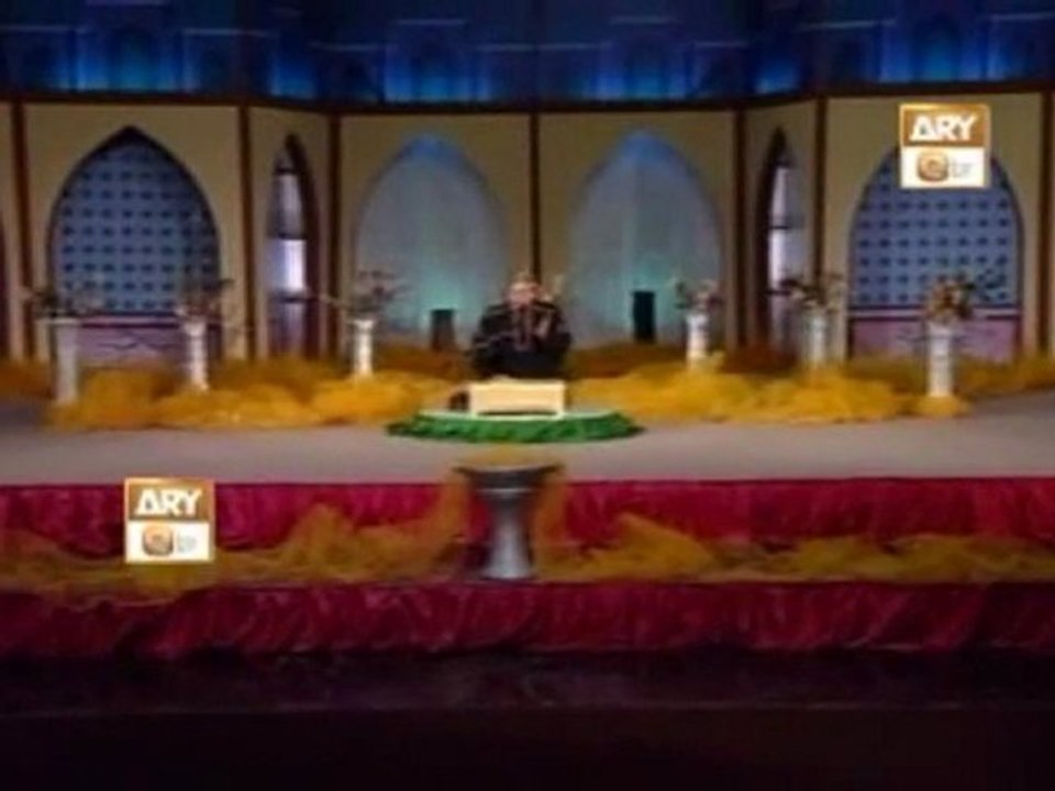 Shahbaz Qamar Faridi - Taro May Roshni Mere Nabi Se Hai (NaaT)