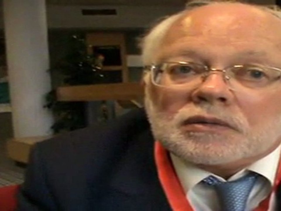 Tonnerre de Brest, Christian Ménard député du Finistère