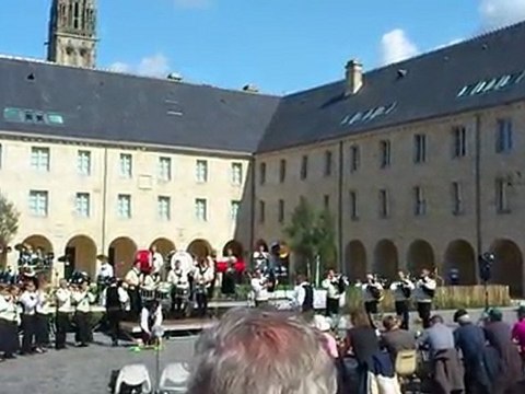Bagad Bro Felger - Cornouaille Quimper 2011