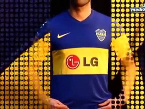 Medio Tiempo.com - Presentacion Playera de Boca Juniors, 29 de Julio del 2011
