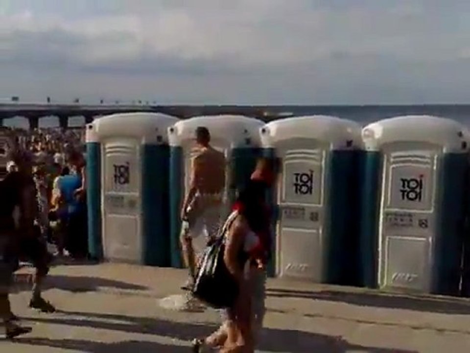 Geck Hat kleines Problem mit der Toilette