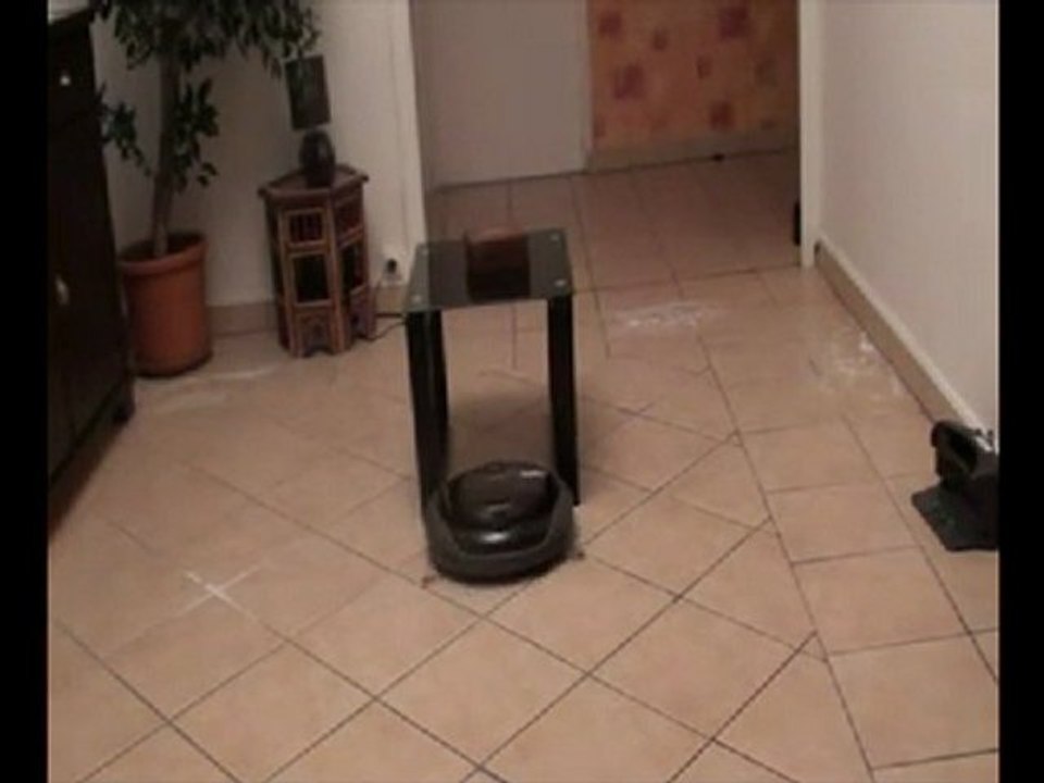 Test du robot aspirateur Samsung Navibot Silencio 8895