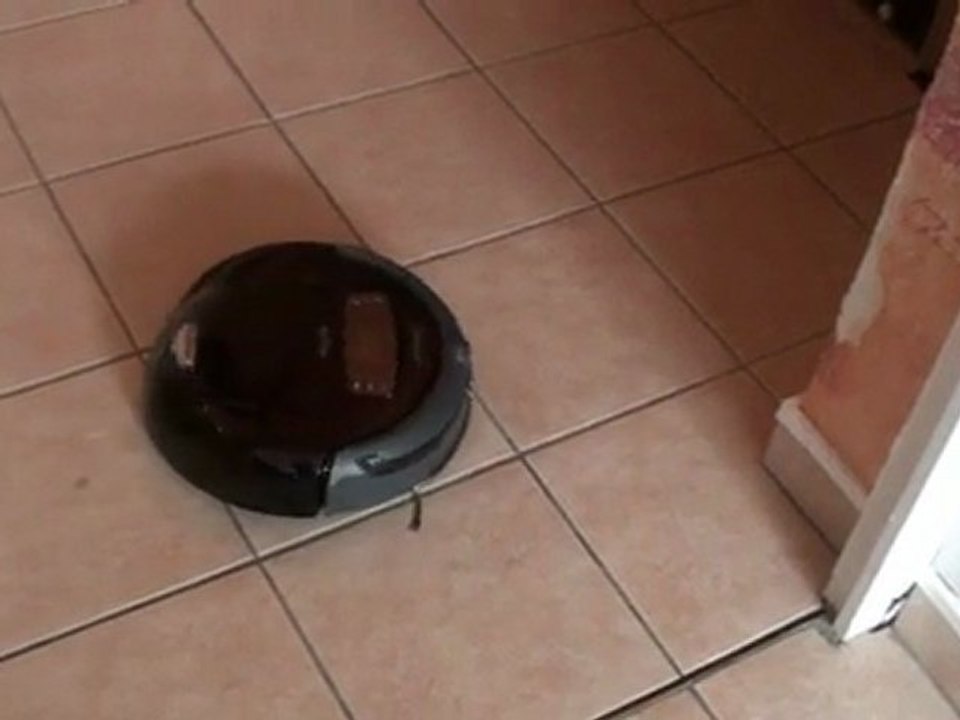 Robot aspirateur Deepoo D76 Retour base + vidange