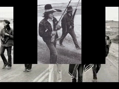 a toutes les nations amerindiennes (WOUNDED KNEE)