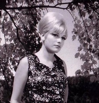 Ajda Pekkan-Olanlar Oldu Bana(Emre Serin Mix)