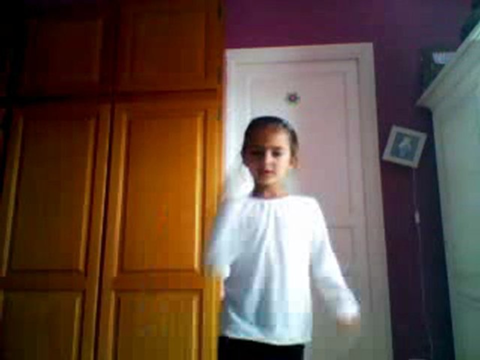 black eyes peas maia