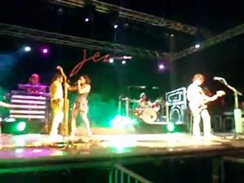 Jenifer @ Fos-sur-mer, 30.07.11 - Les Autocollants.