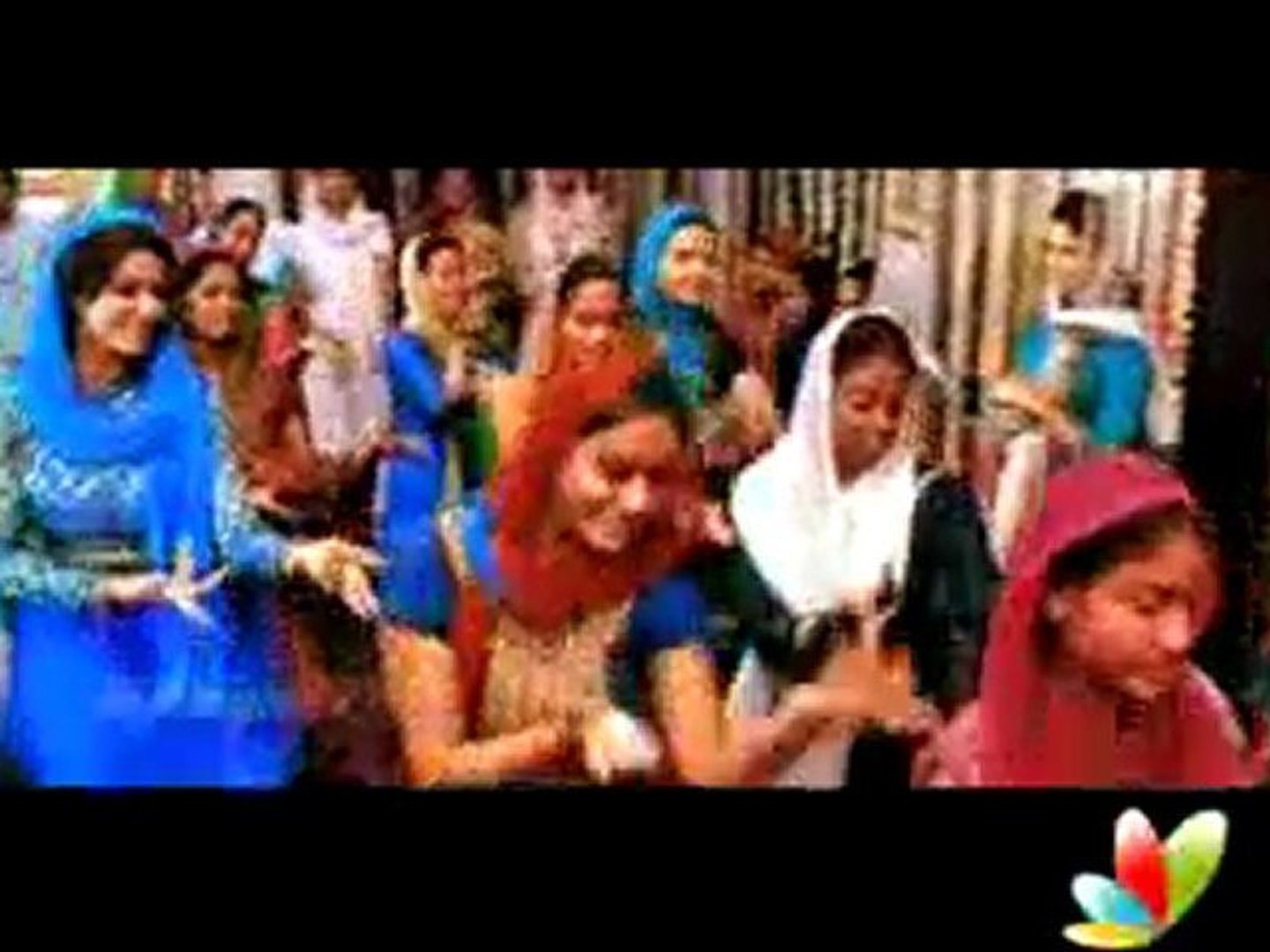 ⁣Anwar Tamil song- Kizhakku Pookum