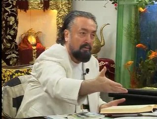 Güzel gözle bakmak ve iltifat insanın içini açar, Allah sevgisini arttırır