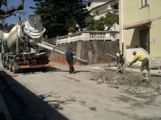 francavilla angitola      lavori  in via servello