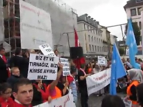 SEHITLER ÖLMEZ VATAN BÖLÜNMEZ IV