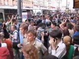 Police detain protesters in Moscow