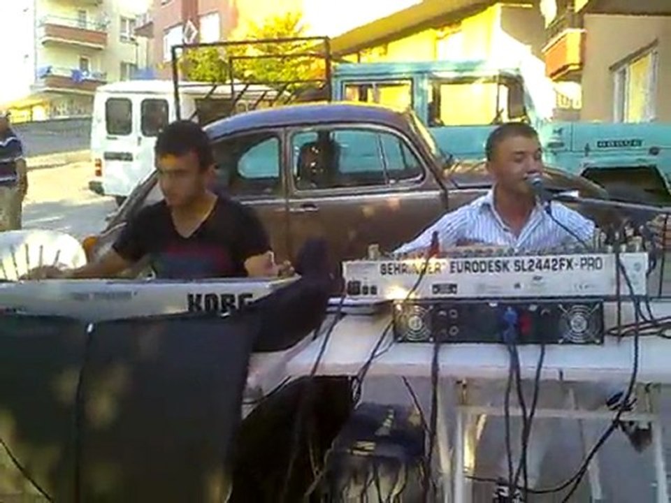 ÖBÜR DÜNYADA SEN YAN  _  Başkentli Kardeşler