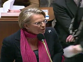 Gouvernement : les ministres au "repos" mais pas en "vacances"