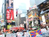 L'agence chinoise Xinhua fait sa publicité sur Times Square