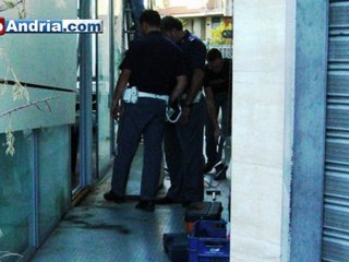 Bomba al Bar "Corner" di Andria - la polizia indaga