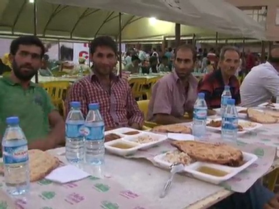 kiziltepe-belediyesi-iftar-cadiri