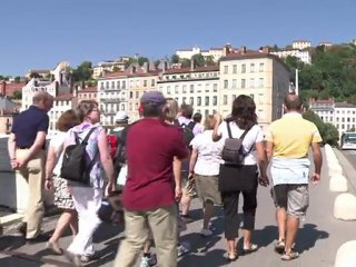 'Urban tourism' boosted by patchy French summer