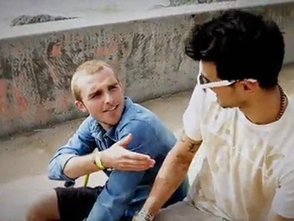 Go Sosh! Session surf avec Busy P - Jetez-vous à l'eau